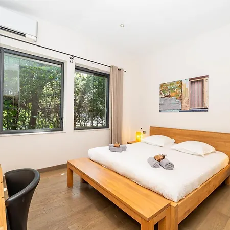 Luxury 6 Bedrooms Swimming Pool Croisette ヴィラ